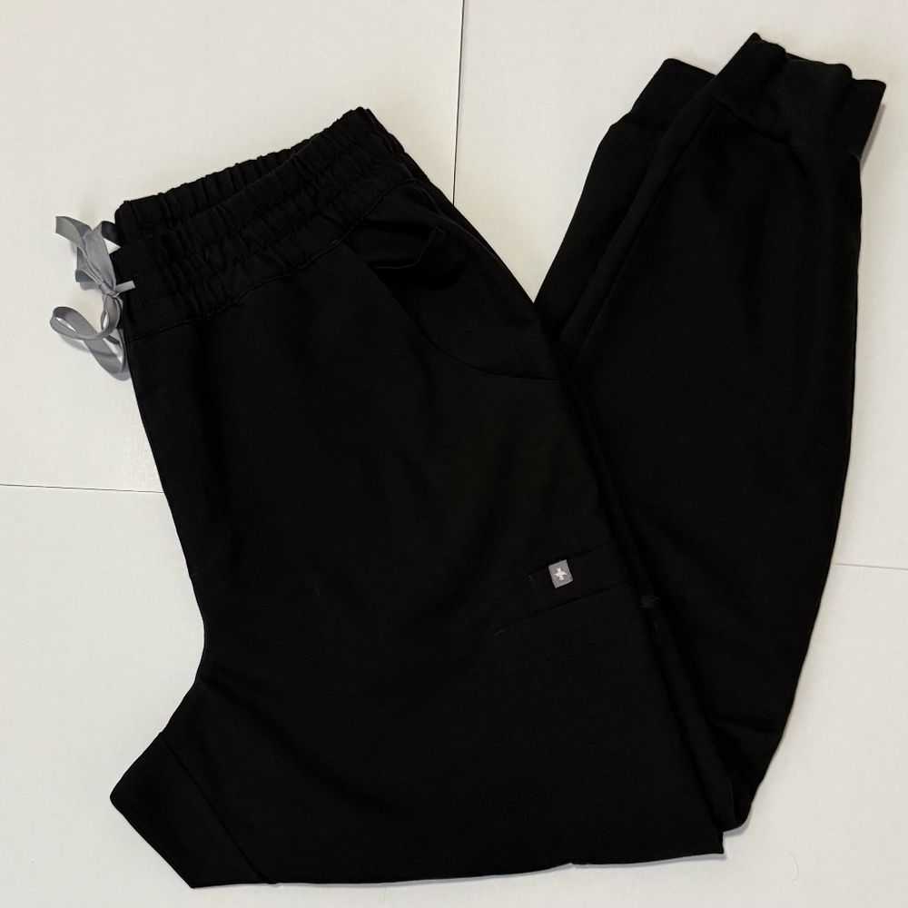 Figs jogger pants black